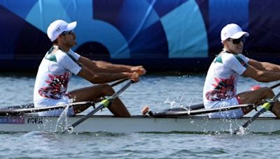 París 2024: Miguel Carballo y Alexis López avanzan a las semifinales de Remo