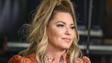 Shania Twain Addresses Fans After the Internet Went Wild When She Fell Onstage