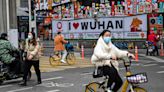 Cómo se vive en Wuhan a tres años de ser confinada: “Se supone que no puedo hablar con extranjeros”