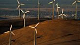 US energy panel approves rule to expand transmission of renewable power