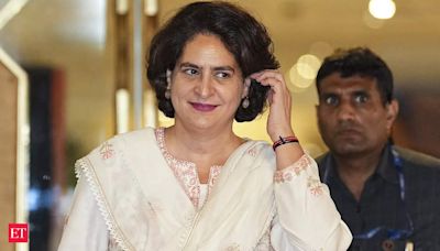 BJP using Jammu & Kashmir to stir emotions in rest of country, Congress will restore statehood: Priyanka Gandhi