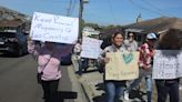 Los Cerritos parents, staffers protest over leadership shift