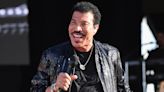 Lionel Richie to Receive Icon Award at 2022 American Music Awards