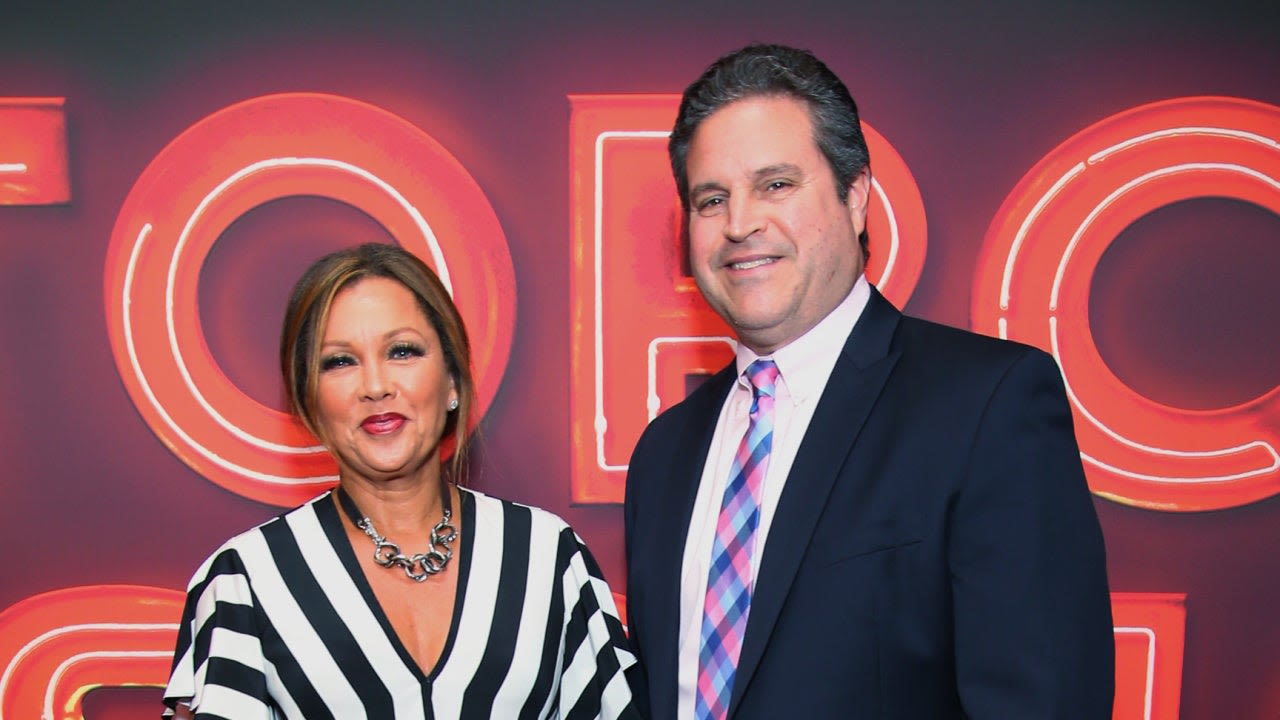 Vanessa Williams Reveals She Secretly Got Divorced From Jim Skrip