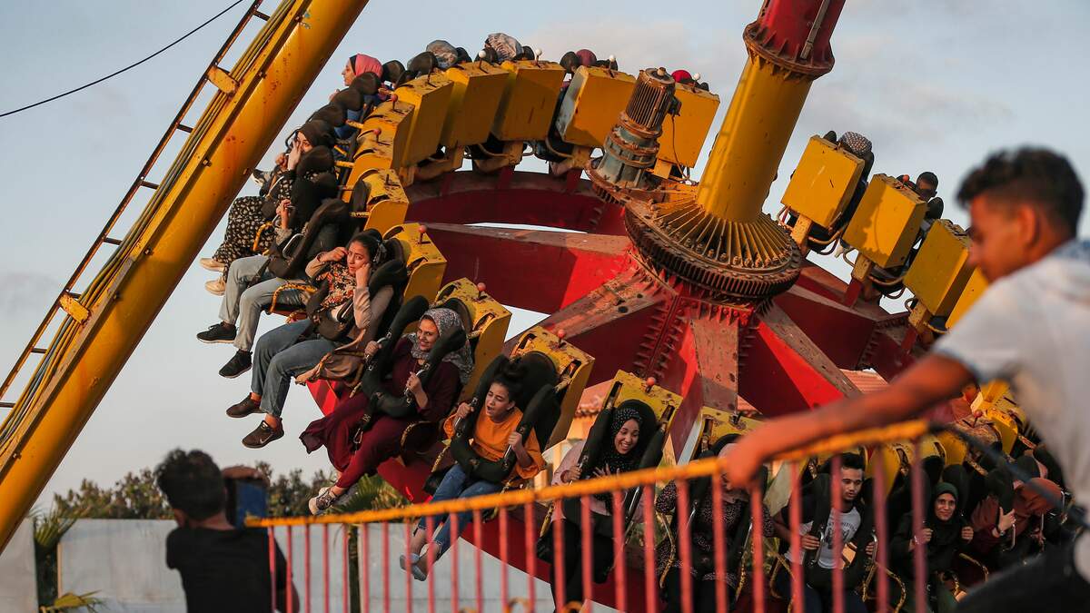 The Midwest’s Tallest Pendulum Ride Unveiled - Would You? | 99.7 The Fox | Big Rig