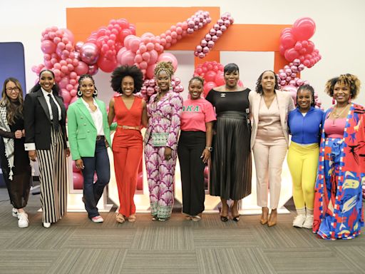 Loud Women Lead’s Live Storytelling Event Series In Dallas Gives Black Women A Safe Space To Share Their Experiences