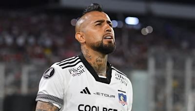 Arturo Vidal: "Me tengo que adaptar al fútbol chileno, no es como yo pensaba"