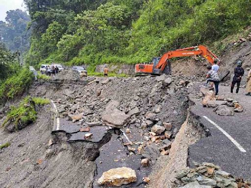 Landslide due to continued heavy rainfall from Tropical Storm Gaemi kills 12 in China