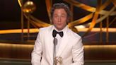 Emmy Winner Jeremy Allen White Thanks Friends 'for Believing in Me When I Had Trouble' After Emotional 'Last Year'