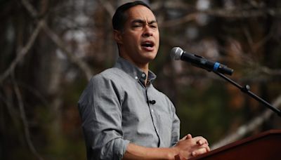 Julián Castro weighs in on Biden’s first post-debate interview: ‘Not good enough’