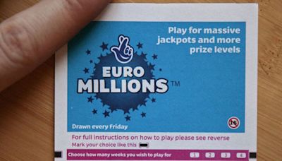 Tonight's winning EuroMillions numbers for huge £42million lottery jackpot