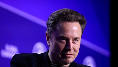 Elon Musk admite el porno oficialmente en la red social X, la antigua Twitter