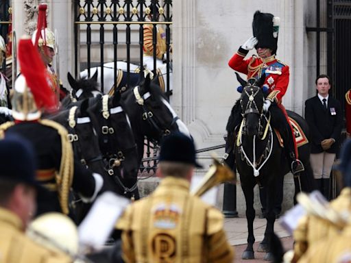 Bericht: Krebskranker Charles III. wird in Kutsche an Geburtstagsparade teilnehmen