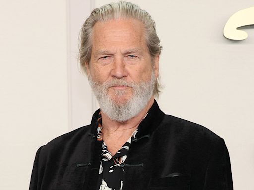 Jeff Bridges Recalls Filming 'The Old Man' With Stomach Tumor