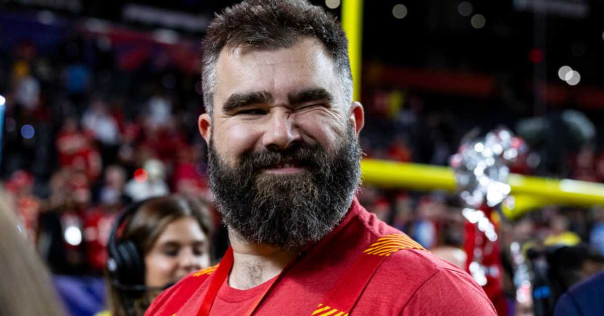 Jason Kelce Seemingly Confirms Fan Theory About His Hygiene