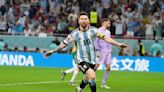 Otro gol de Messi y Argentina desembarca en cuartos en Qatar