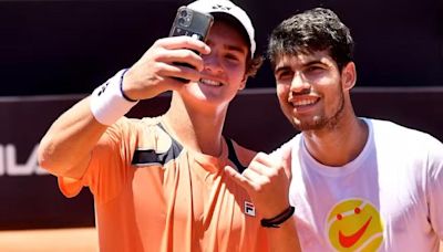 Una joya del tenis mundial se quiere 'colar' en la rivalidad entre Carlos Alcaraz y Jannik Sinner