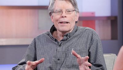 Stephen King issues desperate plea to Joe Biden as Elon Musk chimes in