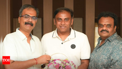 Obeli N Krishna in talks to make the sequel of 'Sillunu Oru Kadhal' | Tamil Movie News - Times of India