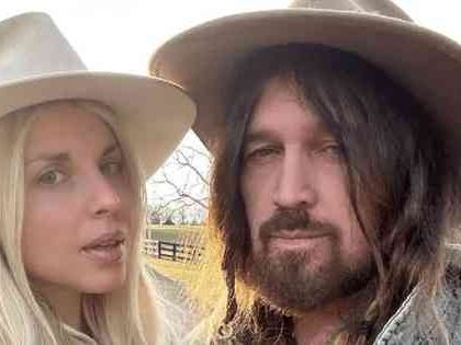 Billy Ray Cyrus e Firerose assinam o divórcio