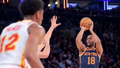 Struggling Alec Burks misses Knicks’ win over Pistons with sprained shoulder