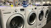 US business spending on equipment weakening as demand for goods slows