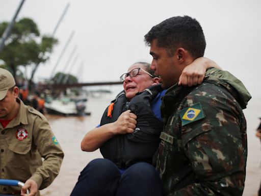 Chuvas no Sul do Brasil matam quase 60 pessoas, mais de 70 continuam desaparecidas