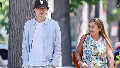 Timothée Chalamet makes a rare sighting with his mother Nicole Flender