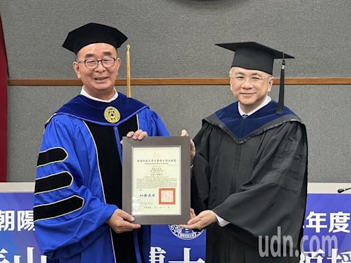 「美好城市的營造人」吳春山 獲朝陽科大頒予名譽博士學位