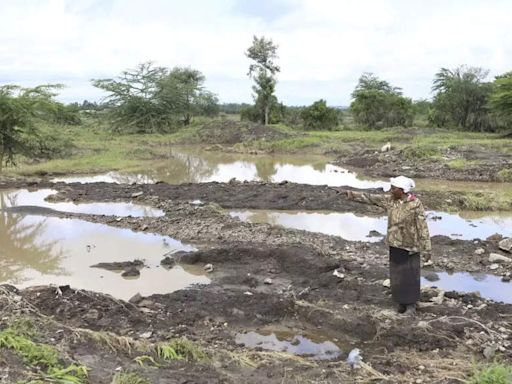 Kenya's dramatic flooding sweeps away a central part of the economy: Its farms - Times of India