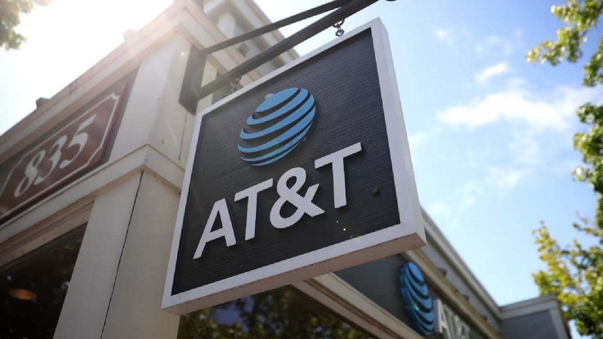 AT&T appeals fine imposed on it by the FCC for selling its customers' location data without consent