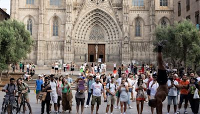 Los turistas que se alojen en Barcelona pagarán una tasa de hasta 7,50 euros por persona