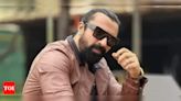 Ajaz Khan expresses his support for Naezy at the influencers press meet ahead of Bigg Boss OTT 3 grand finale; fans ad influencers gather in large numbers - Times of India