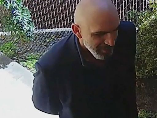 Policía: Detienen a hombre por hacerse pasar por sacerdote para robar dinero de iglesia en Queens