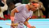 Nadal supera intensa batalla en Madrid; la afición se puso de pie