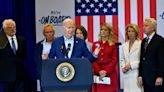 La familia Kennedy apoya la reelección del presidente Joe Biden