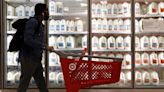 Federal tests find no signs of bird flu virus in Canadian retail milk