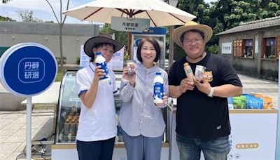 屏東牛乳嘉年華集結特色牛乳熱鬧登場 周春米：用行動力挺在地酪農