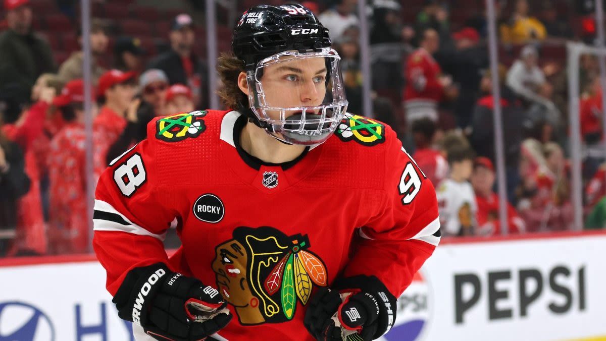 Former NHLer Explains Why It's a 'Bad Idea' if Blackhawks Name Bedard Captain