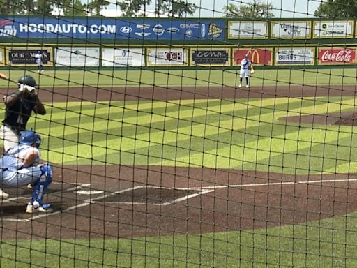 UNO offense comes alive late in 7-4 win over Texas A&M-Corpus Christi in Southland Tournament