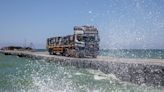 El muelle construido por Estados Unidos en Gaza volvió a entrar en funcionamiento después de reveses