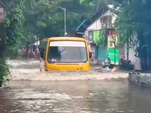 Cars Submerged, Schools Closed, Trains And Buses Diverted As 6-Hour Rain Spell Batters Mumbai | WATCH - News18