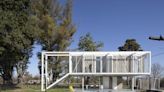 A Steel Skeleton Makes This Concrete Brick Home in Argentina Feel Like It’s Hovering