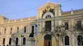 De la calle a tu biblioteca: Universidad de Chile regalará libros en su Casa Central - La Tercera