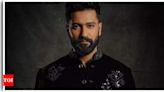 Remember Vicky Kaushal's strenuous workout video while in a sling? Here's the story behind it - Exclusive! | Hindi Movie News - Times of India