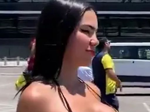 Premier League star shoutouts Ecuador fan who went viral after posing in bikini