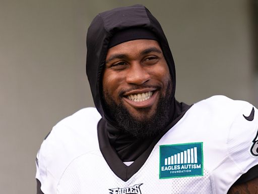 Jets star Haason Reddick dresses up as samurai in Japan after skipping mandatory workouts