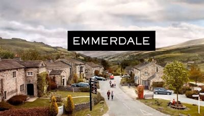 ITV Emmerdale split 'sealed' as fans 'work out' new betrayal after 'awkward' twist