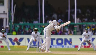 India race to 138/2 at tea as Yashasvi Jaiswal lights up Day 4 with 71 off 52 balls