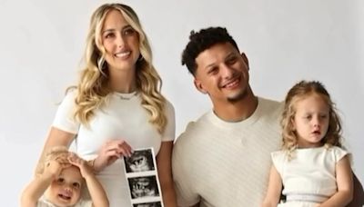 Mahomes' wife Brittany announces she's pregnant with third child